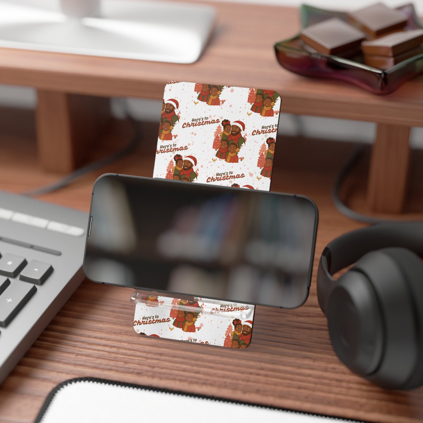 Father's Christmas-Themed Mobile Display Stand for Smartphones